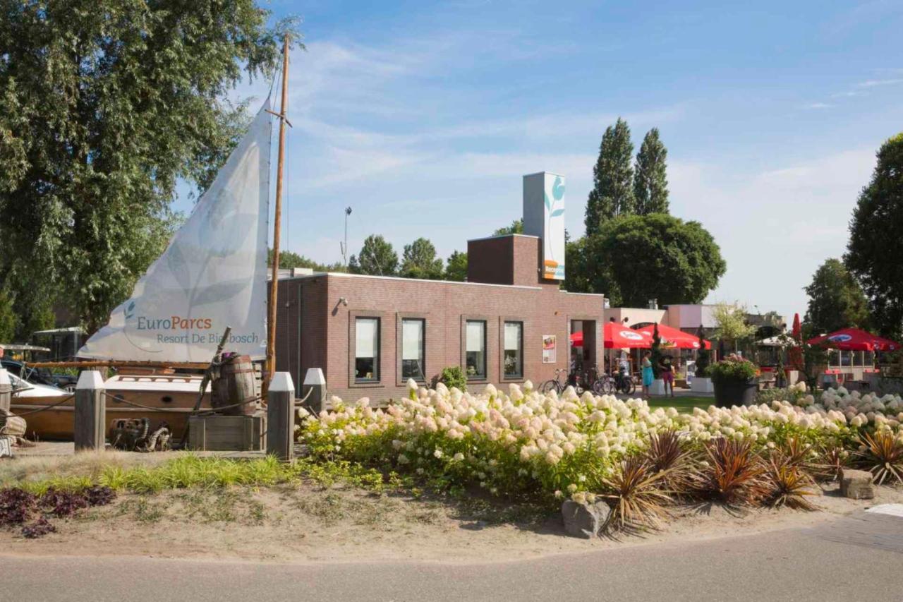 Europarcs De Biesbosch Otel Willemsdorp Dış mekan fotoğraf