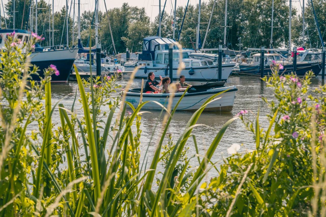 Europarcs De Biesbosch Otel Willemsdorp Dış mekan fotoğraf